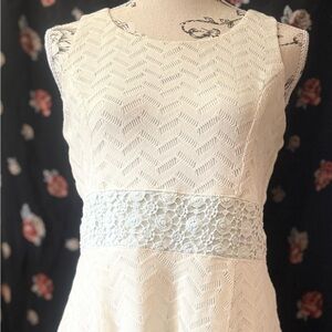 Candie's Black and Cream Floral Blouse